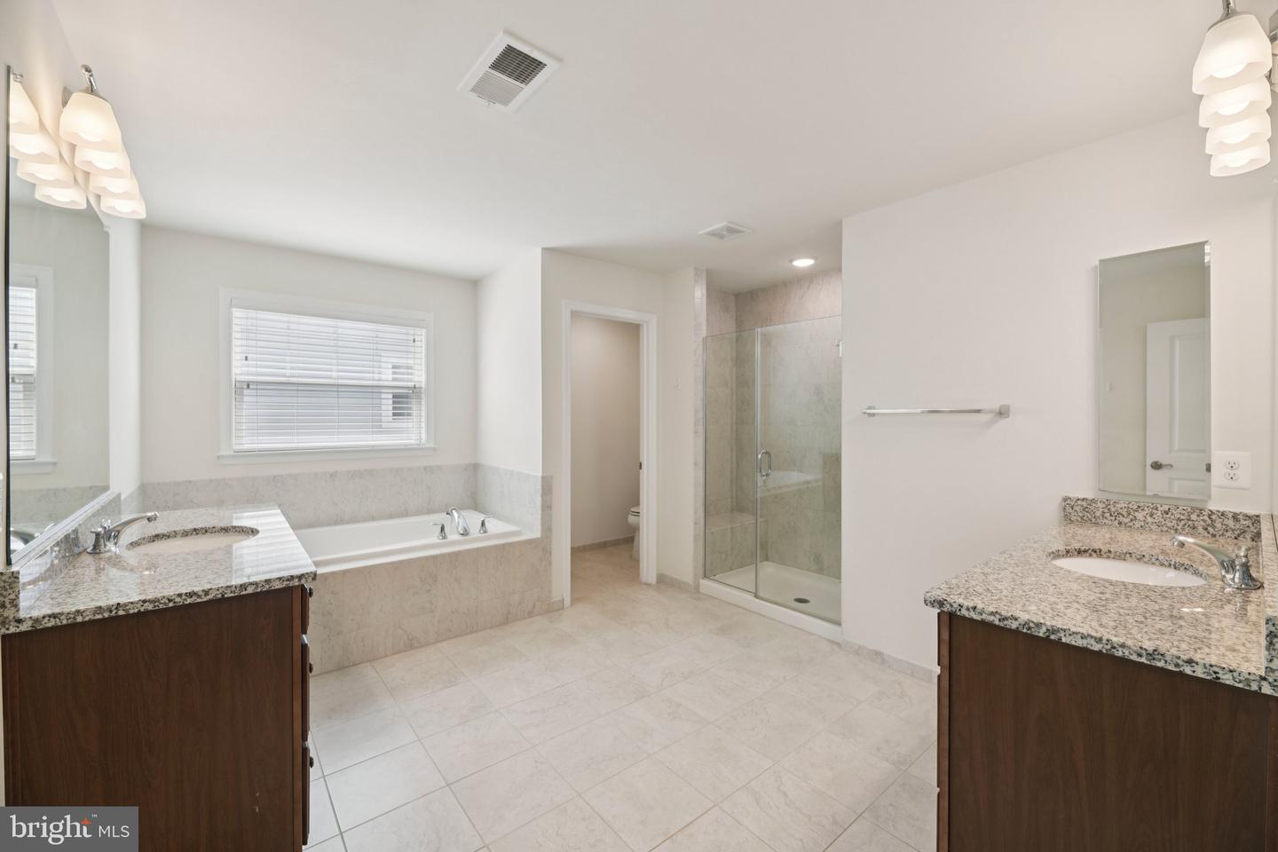1023 THEMIS ST SE, LEESBURG, Virginia 20175, 5 Bedrooms Bedrooms, ,4 BathroomsBathrooms,Residential,For sale,1023 THEMIS ST SE,VALO2104342 MLS # VALO2104342