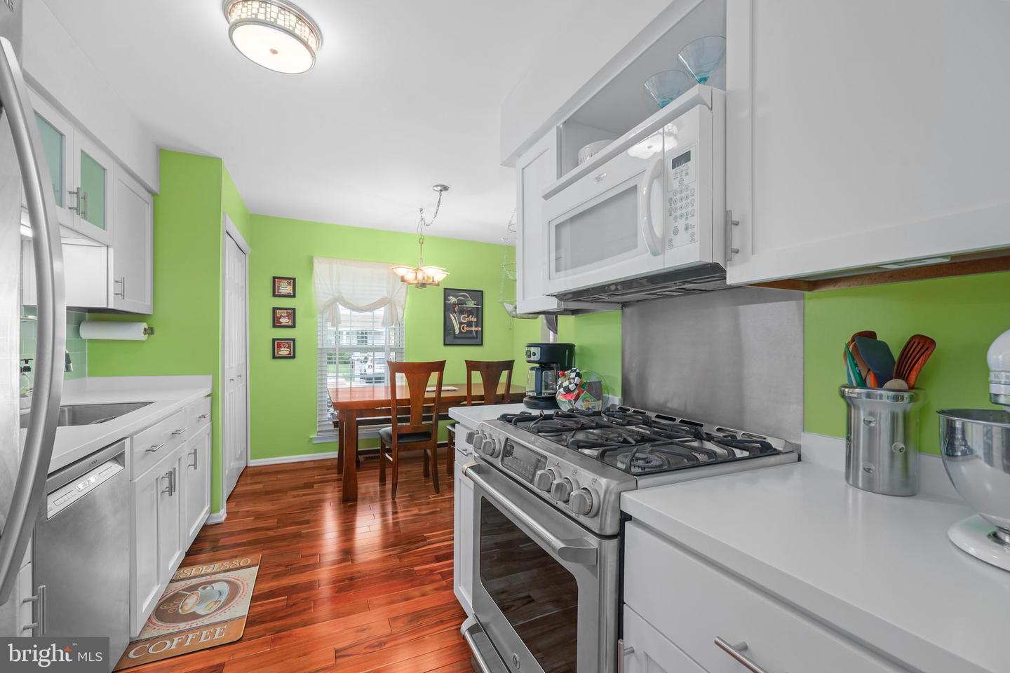 3260 TAYLOE CT, HERNDON, Virginia 20171, 3 Bedrooms Bedrooms, ,2 BathroomsBathrooms,Residential,For sale,3260 TAYLOE CT,VAFX2260598 MLS # VAFX2260598