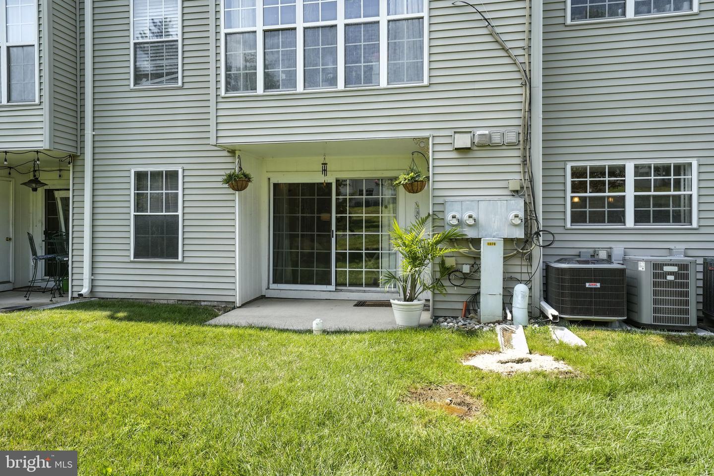 107 PROSPERITY AVE SE, LEESBURG, Virginia 20175, 3 Bedrooms Bedrooms, ,2 BathroomsBathrooms,Residential,For sale,107 PROSPERITY AVE SE,VALO2104354 MLS # VALO2104354