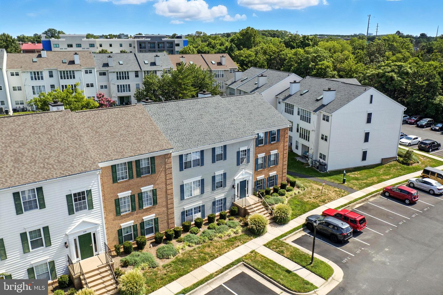 107 PROSPERITY AVE SE, LEESBURG, Virginia 20175, 3 Bedrooms Bedrooms, ,2 BathroomsBathrooms,Residential,For sale,107 PROSPERITY AVE SE,VALO2104354 MLS # VALO2104354