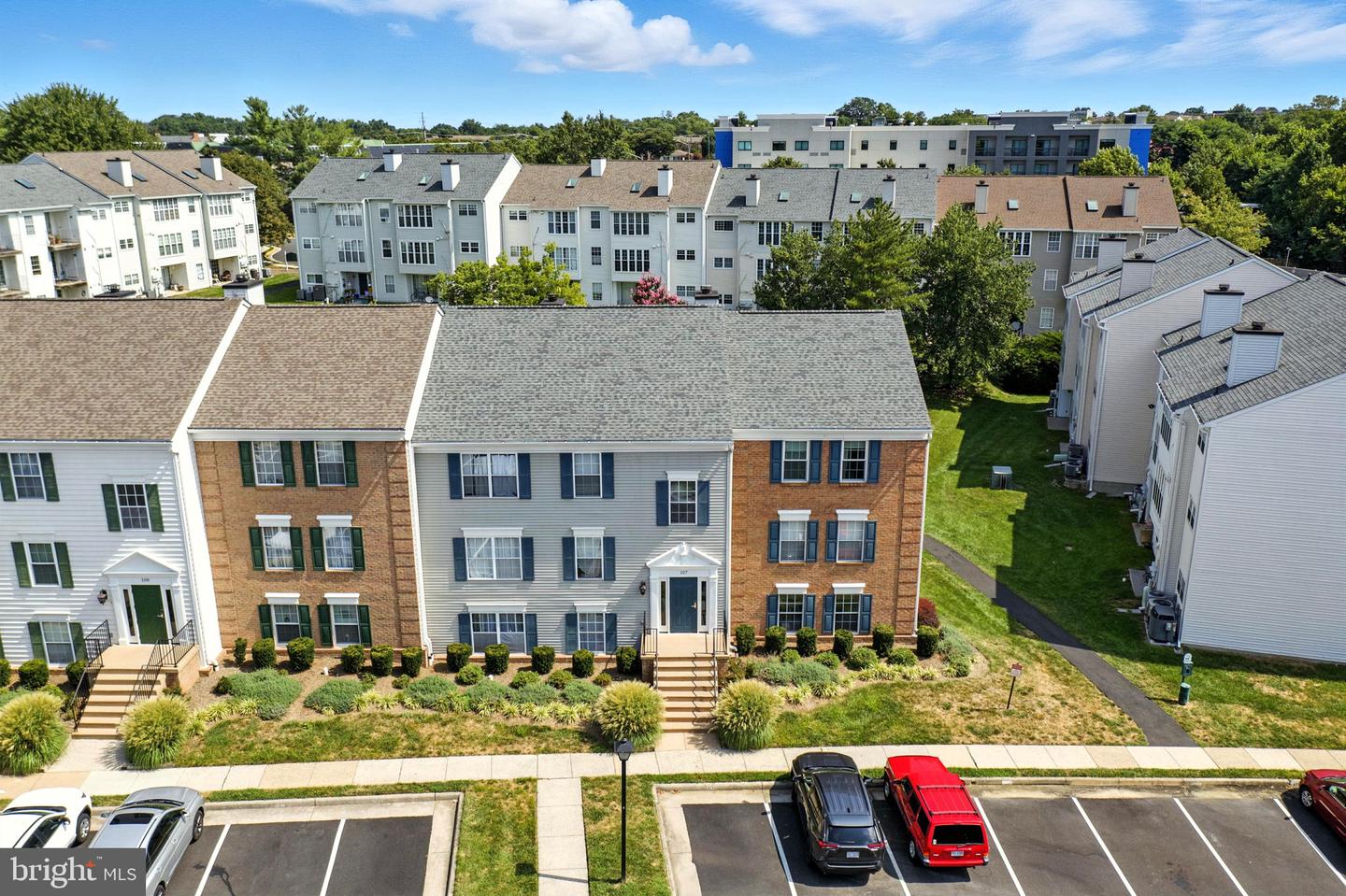 107 PROSPERITY AVE SE, LEESBURG, Virginia 20175, 3 Bedrooms Bedrooms, ,2 BathroomsBathrooms,Residential,For sale,107 PROSPERITY AVE SE,VALO2104354 MLS # VALO2104354