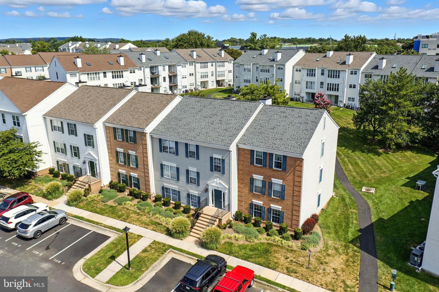 107 PROSPERITY AVE SE, LEESBURG, Virginia 20175, 3 Bedrooms Bedrooms, ,2 BathroomsBathrooms,Residential,For sale,107 PROSPERITY AVE SE,VALO2104354 MLS # VALO2104354
