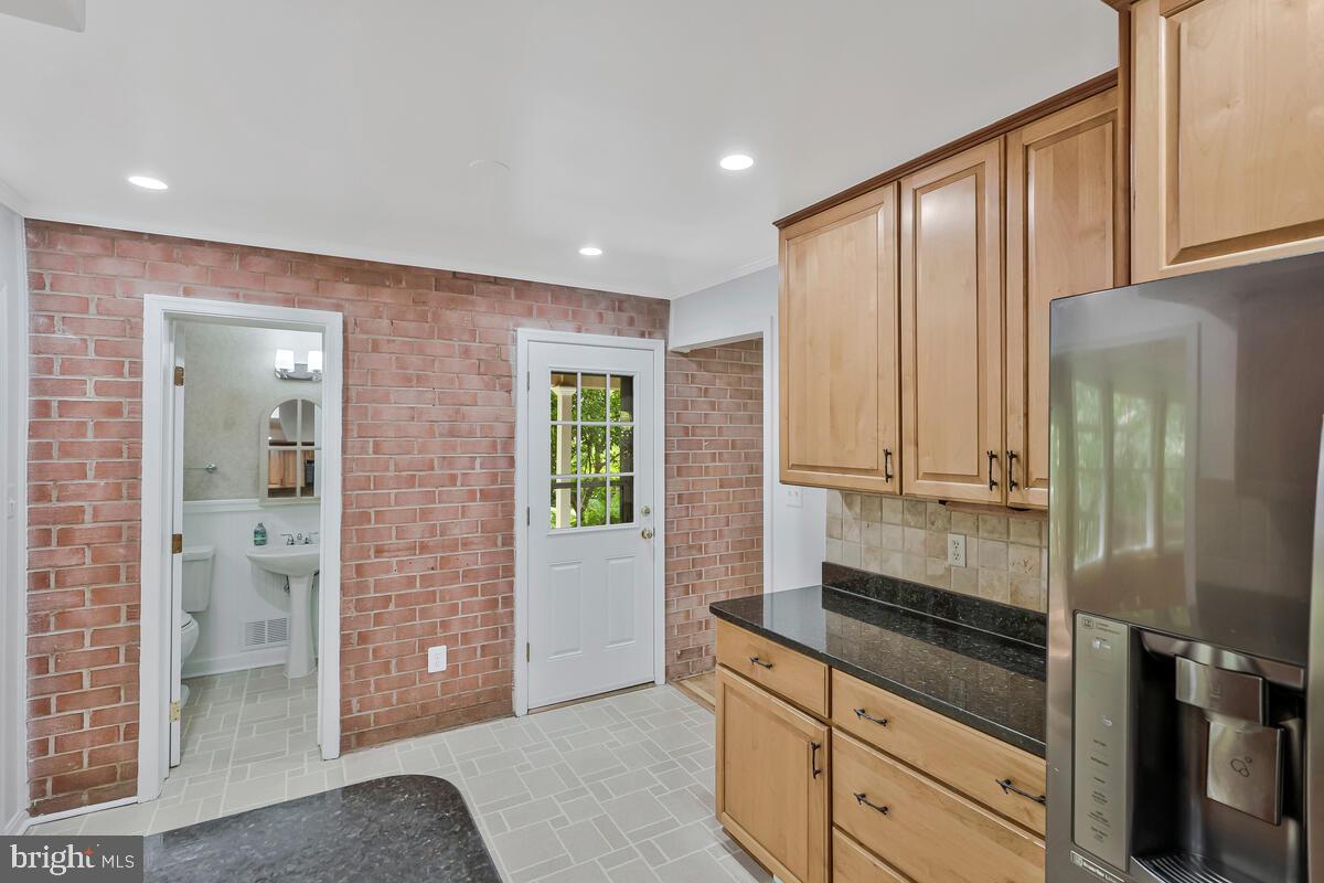 5156 LINETTE LN, ANNANDALE, Virginia 22003, 4 Bedrooms Bedrooms, ,3 BathroomsBathrooms,Residential,For sale,5156 LINETTE LN,VAFX2260638 MLS # VAFX2260638