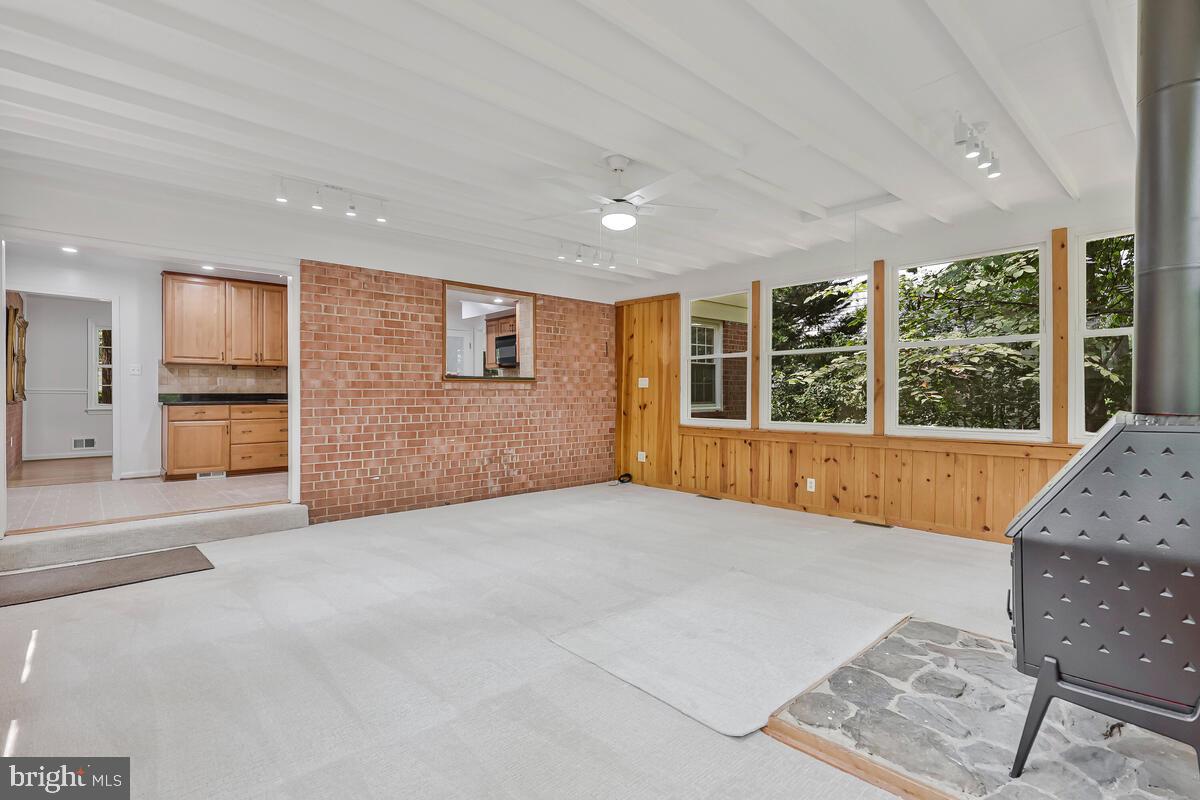 5156 LINETTE LN, ANNANDALE, Virginia 22003, 4 Bedrooms Bedrooms, ,3 BathroomsBathrooms,Residential,For sale,5156 LINETTE LN,VAFX2260638 MLS # VAFX2260638