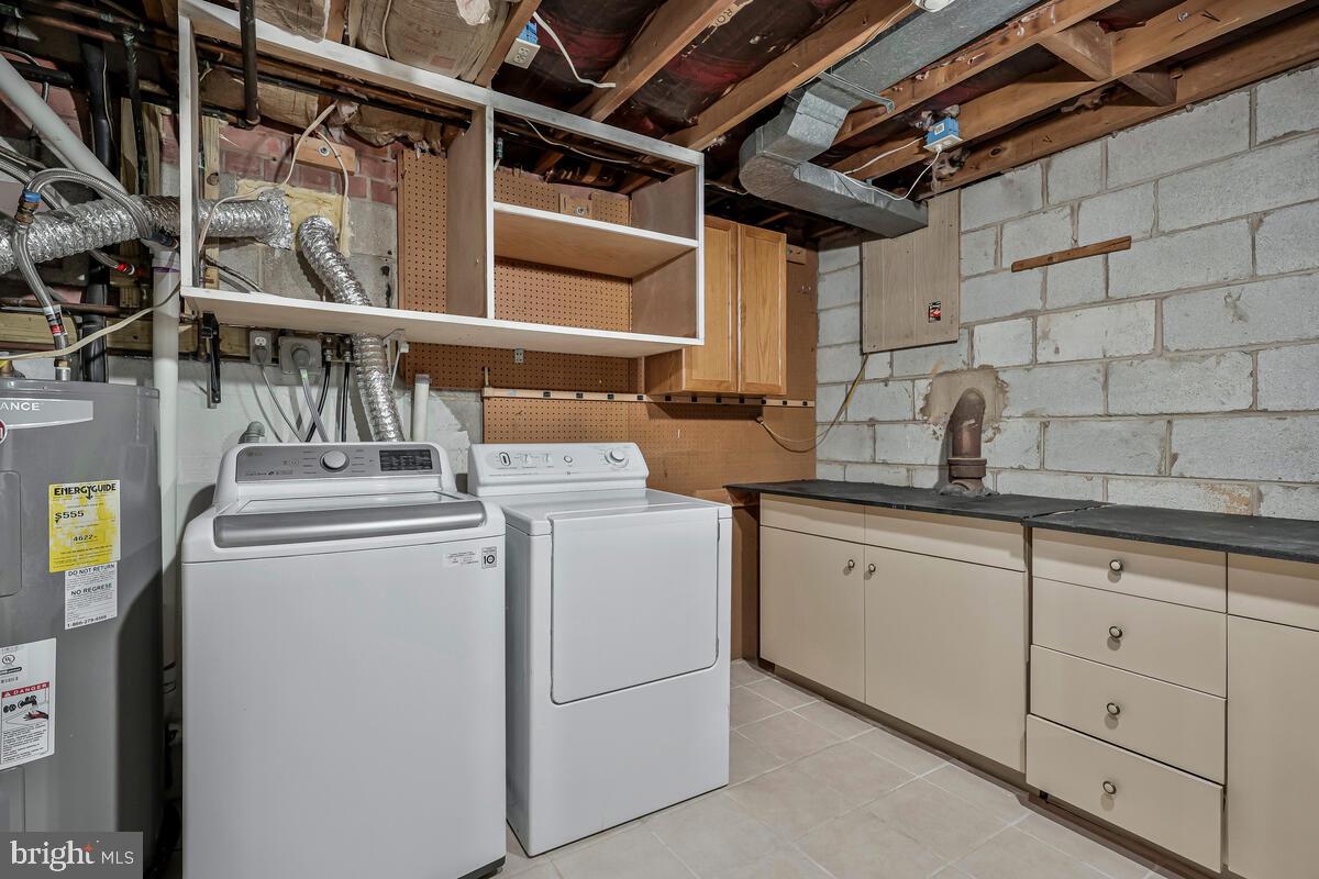 5156 LINETTE LN, ANNANDALE, Virginia 22003, 4 Bedrooms Bedrooms, ,3 BathroomsBathrooms,Residential,For sale,5156 LINETTE LN,VAFX2260638 MLS # VAFX2260638