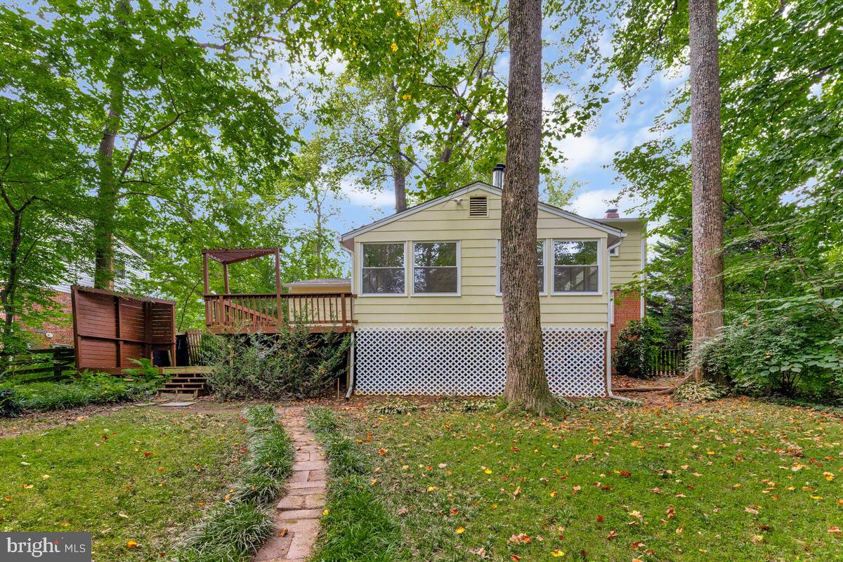 5156 LINETTE LN, ANNANDALE, Virginia 22003, 4 Bedrooms Bedrooms, ,3 BathroomsBathrooms,Residential,For sale,5156 LINETTE LN,VAFX2260638 MLS # VAFX2260638