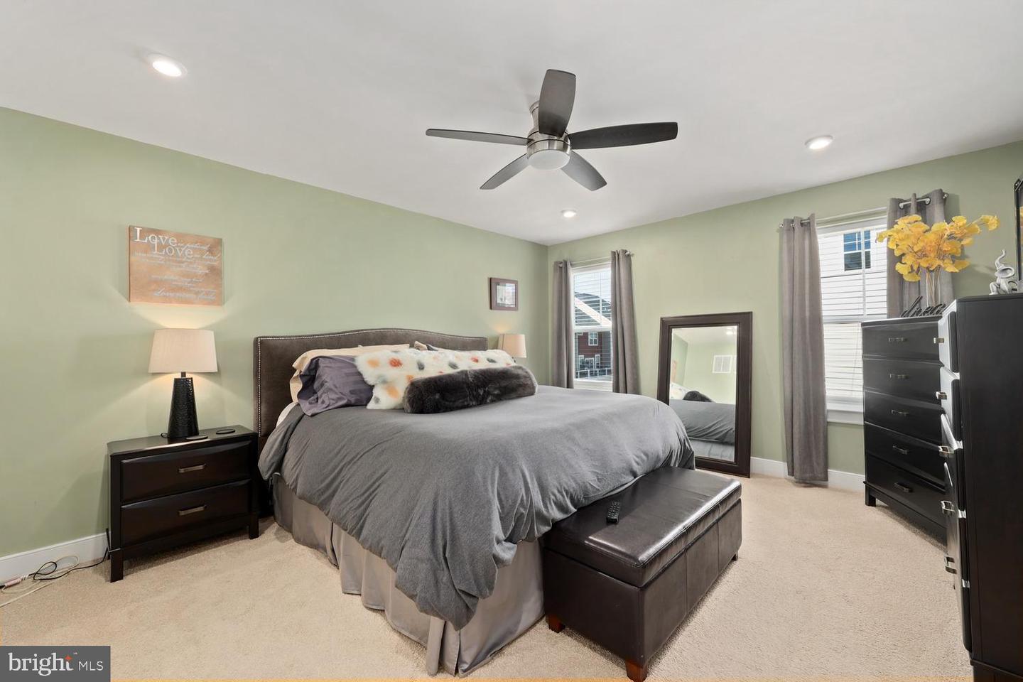 1544 MEADOWLARK GLEN RD, DUMFRIES, Virginia 22026, 3 Bedrooms Bedrooms, ,2 BathroomsBathrooms,Residential,For sale,1544 MEADOWLARK GLEN RD,VAPW2101298 MLS # VAPW2101298