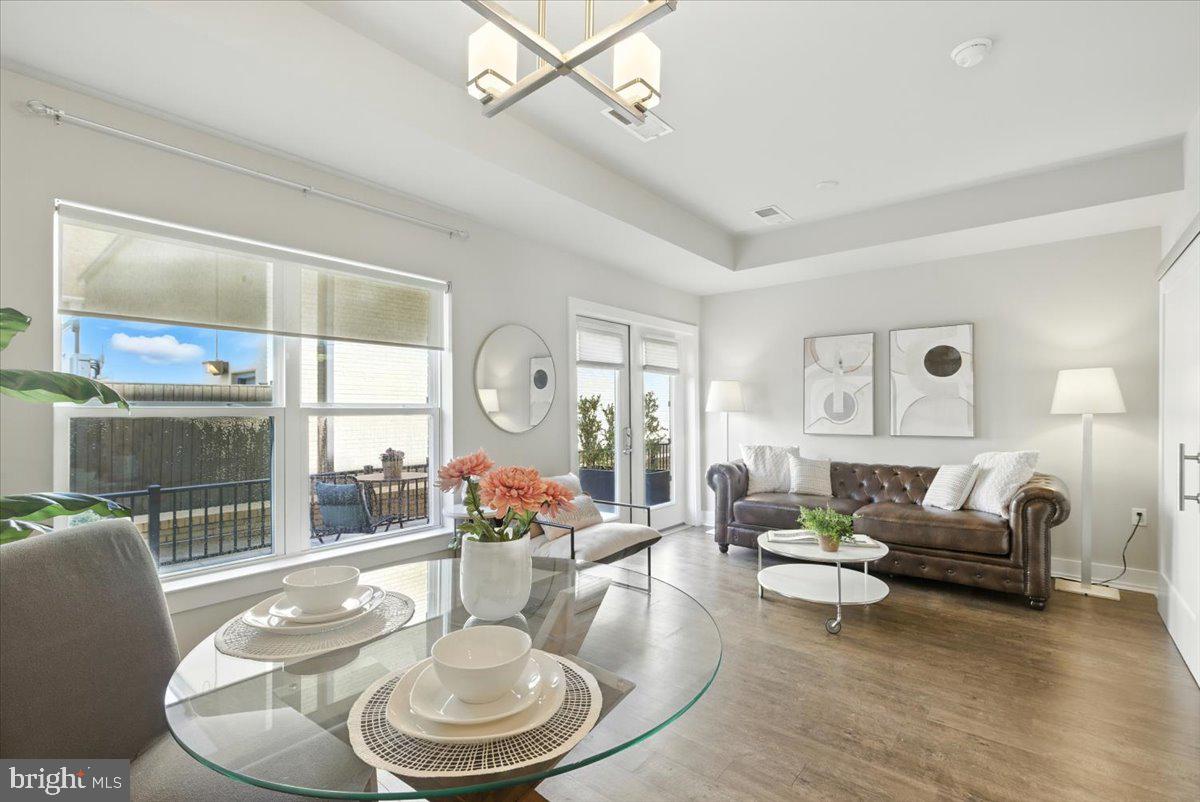 1800 MOUNT VERNON AVE #102, ALEXANDRIA, Virginia 22301, 1 Bedroom Bedrooms, ,1 BathroomBathrooms,Residential,For sale,1800 MOUNT VERNON AVE #102,VAAX2048490 MLS # VAAX2048490