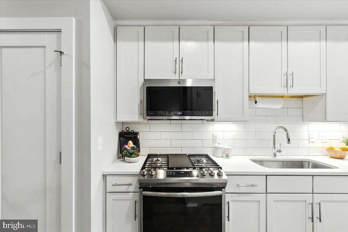 1800 MOUNT VERNON AVE #102, ALEXANDRIA, Virginia 22301, 1 Bedroom Bedrooms, ,1 BathroomBathrooms,Residential,For sale,1800 MOUNT VERNON AVE #102,VAAX2048490 MLS # VAAX2048490