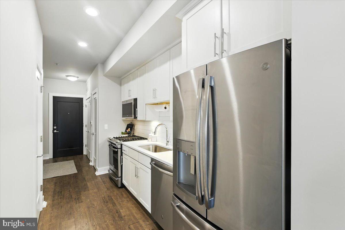 1800 MOUNT VERNON AVE #102, ALEXANDRIA, Virginia 22301, 1 Bedroom Bedrooms, ,1 BathroomBathrooms,Residential,For sale,1800 MOUNT VERNON AVE #102,VAAX2048490 MLS # VAAX2048490