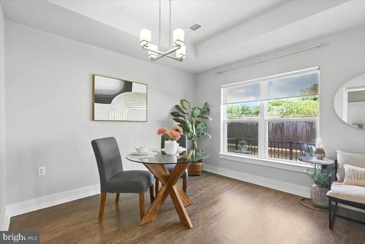 1800 MOUNT VERNON AVE #102, ALEXANDRIA, Virginia 22301, 1 Bedroom Bedrooms, ,1 BathroomBathrooms,Residential,For sale,1800 MOUNT VERNON AVE #102,VAAX2048490 MLS # VAAX2048490