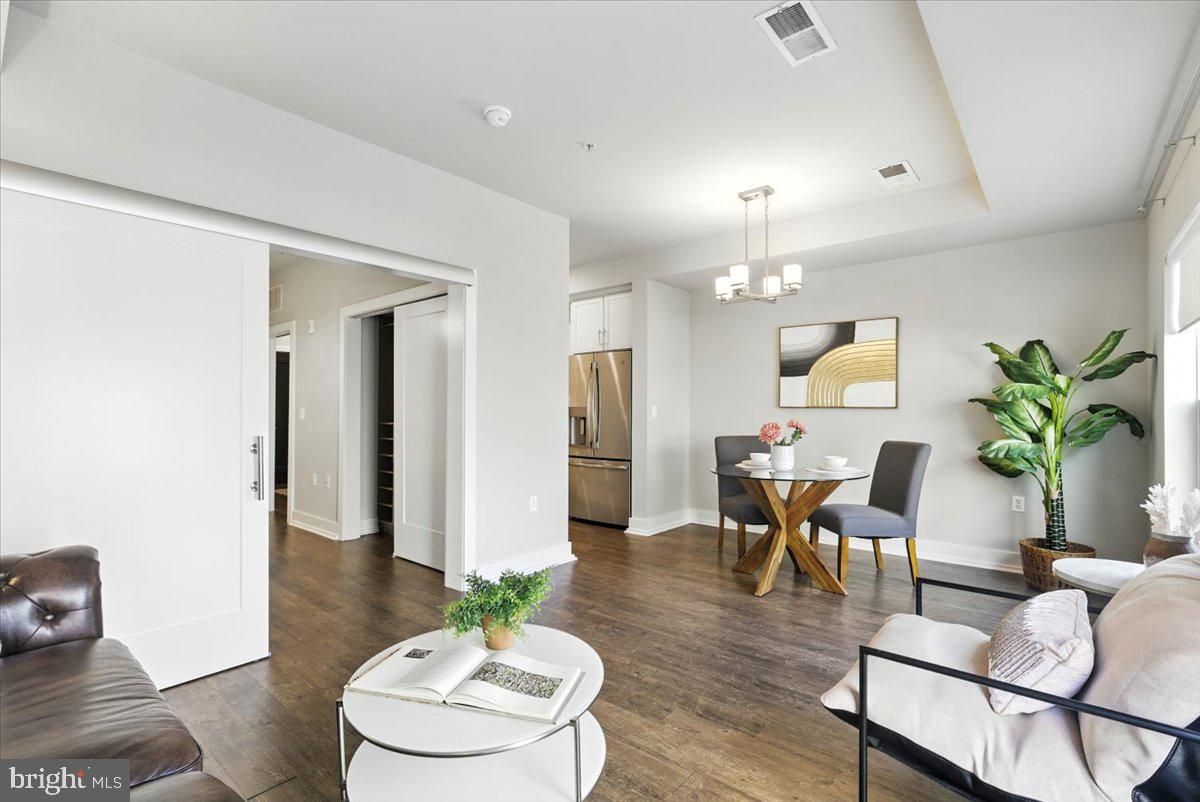 1800 MOUNT VERNON AVE #102, ALEXANDRIA, Virginia 22301, 1 Bedroom Bedrooms, ,1 BathroomBathrooms,Residential,For sale,1800 MOUNT VERNON AVE #102,VAAX2048490 MLS # VAAX2048490