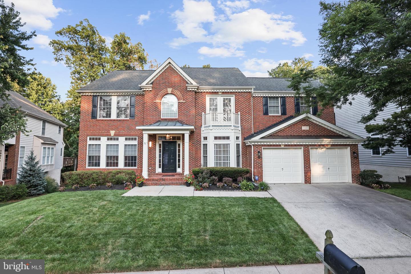 3825 HIGHLAND OAKS DR, FAIRFAX, Virginia 22033, 5 Bedrooms Bedrooms, ,4 BathroomsBathrooms,Residential,For sale,3825 HIGHLAND OAKS DR,VAFX2260710 MLS # VAFX2260710