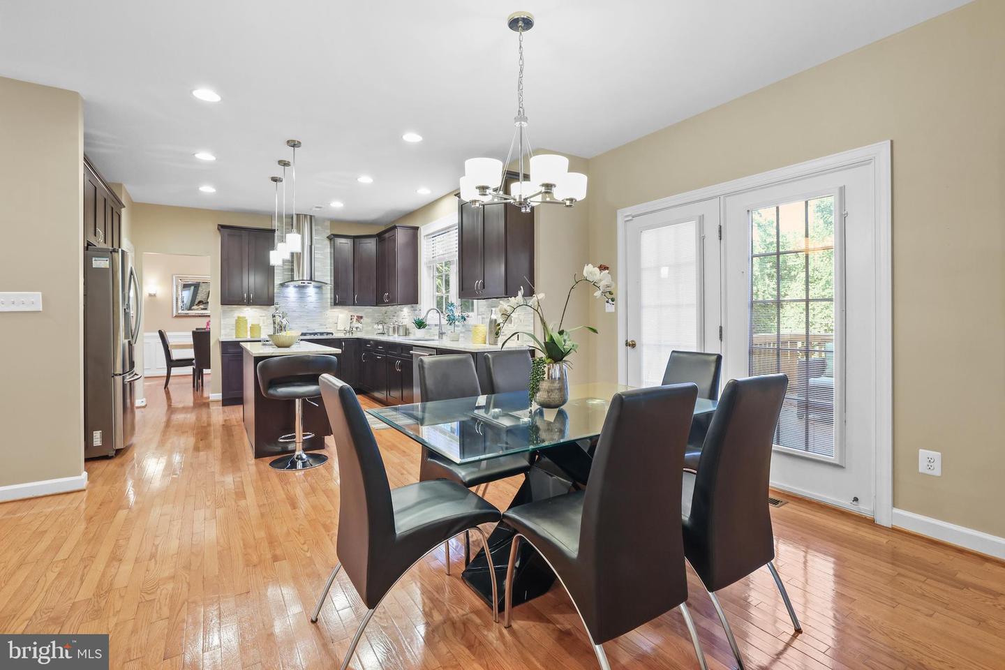 3825 HIGHLAND OAKS DR, FAIRFAX, Virginia 22033, 5 Bedrooms Bedrooms, ,4 BathroomsBathrooms,Residential,For sale,3825 HIGHLAND OAKS DR,VAFX2260710 MLS # VAFX2260710