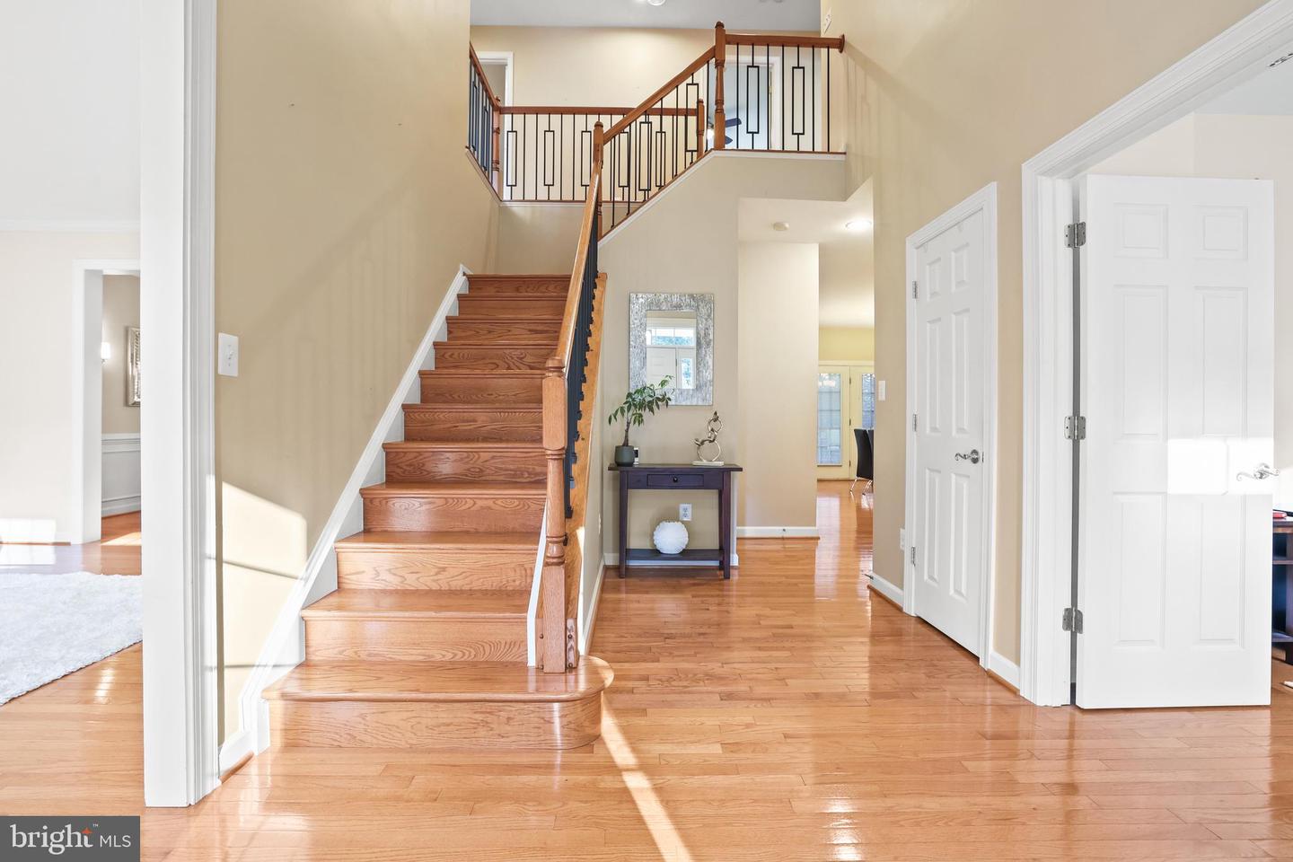 3825 HIGHLAND OAKS DR, FAIRFAX, Virginia 22033, 5 Bedrooms Bedrooms, ,4 BathroomsBathrooms,Residential,For sale,3825 HIGHLAND OAKS DR,VAFX2260710 MLS # VAFX2260710