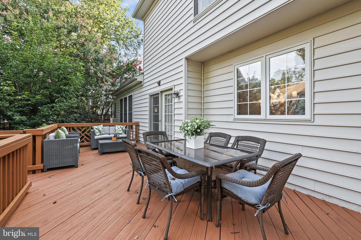 3825 HIGHLAND OAKS DR, FAIRFAX, Virginia 22033, 5 Bedrooms Bedrooms, ,4 BathroomsBathrooms,Residential,For sale,3825 HIGHLAND OAKS DR,VAFX2260710 MLS # VAFX2260710