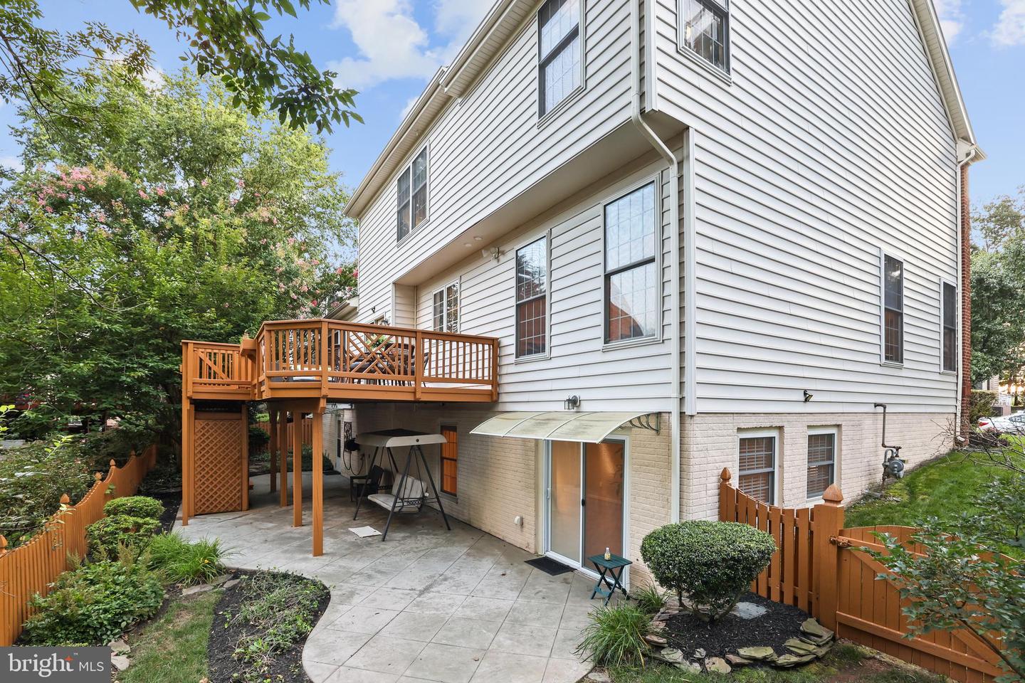 3825 HIGHLAND OAKS DR, FAIRFAX, Virginia 22033, 5 Bedrooms Bedrooms, ,4 BathroomsBathrooms,Residential,For sale,3825 HIGHLAND OAKS DR,VAFX2260710 MLS # VAFX2260710