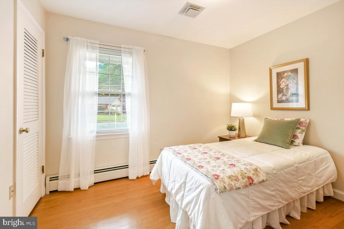 8823 PEABODY ST, MANASSAS, Virginia 20110, 6 Bedrooms Bedrooms, ,3 BathroomsBathrooms,Residential,For sale,8823 PEABODY ST,VAMN2009188 MLS # VAMN2009188