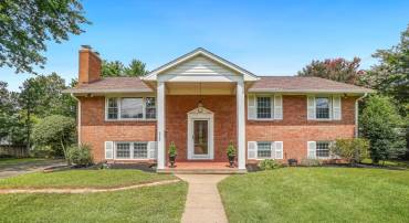 8823 PEABODY ST, MANASSAS, Virginia 20110, 6 Bedrooms Bedrooms, ,3 BathroomsBathrooms,Residential,For sale,8823 PEABODY ST,VAMN2009188 MLS # VAMN2009188