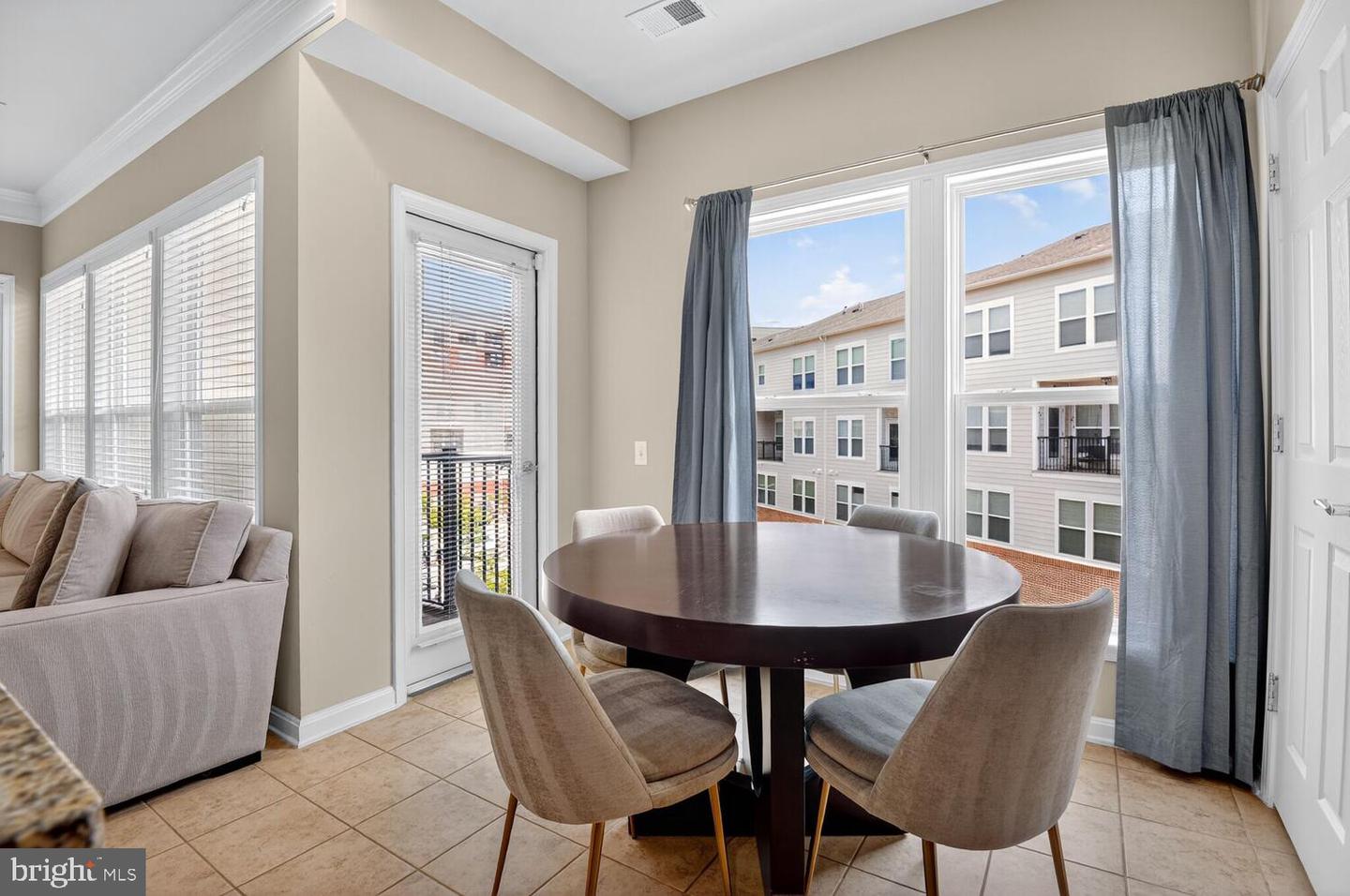 3006 RITTENHOUSE CIR #28, FAIRFAX, Virginia 22031, 3 Bedrooms Bedrooms, ,2 BathroomsBathrooms,Residential,For sale,3006 RITTENHOUSE CIR #28,VAFX2260734 MLS # VAFX2260734