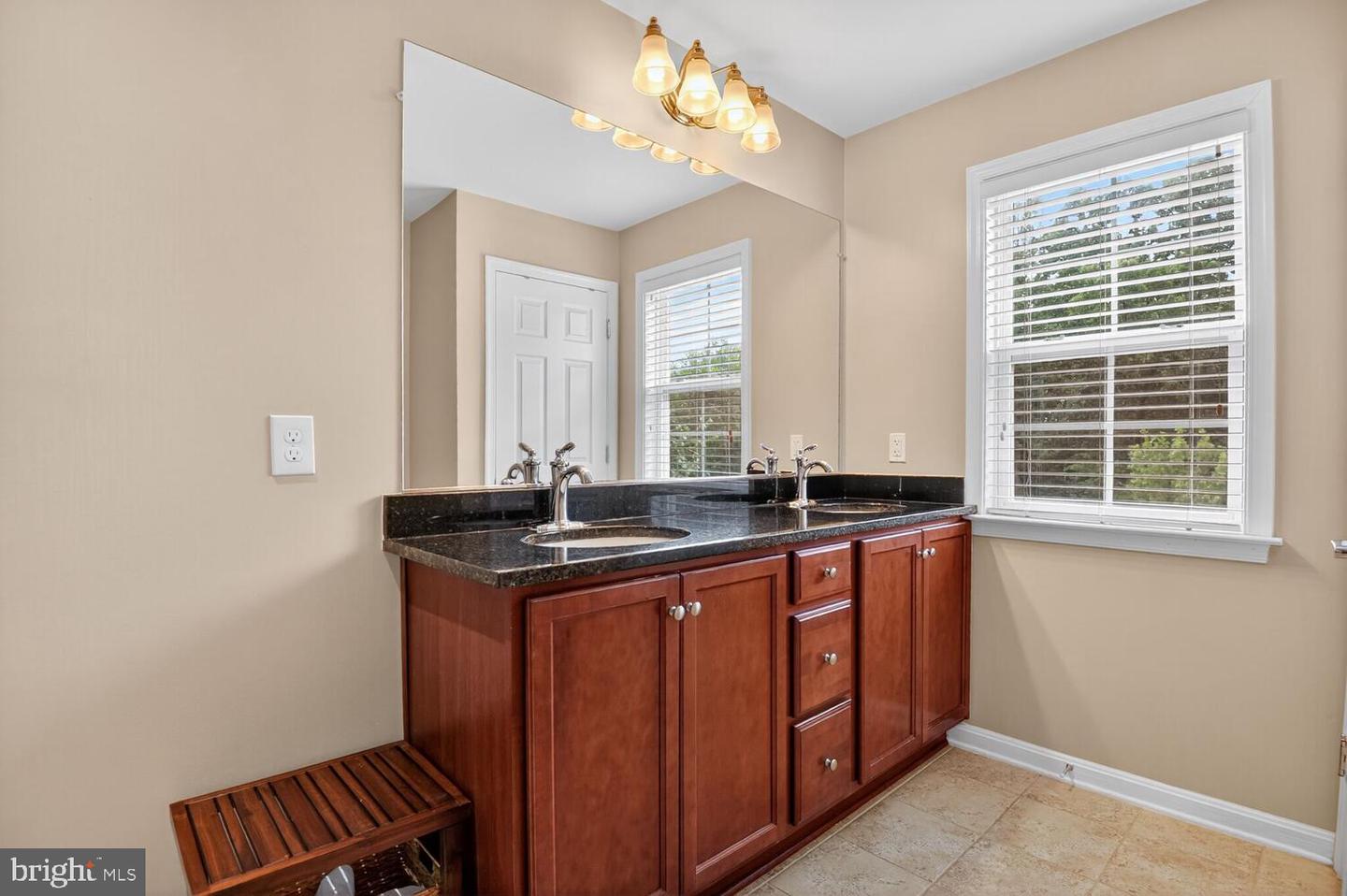 3006 RITTENHOUSE CIR #28, FAIRFAX, Virginia 22031, 3 Bedrooms Bedrooms, ,2 BathroomsBathrooms,Residential,For sale,3006 RITTENHOUSE CIR #28,VAFX2260734 MLS # VAFX2260734