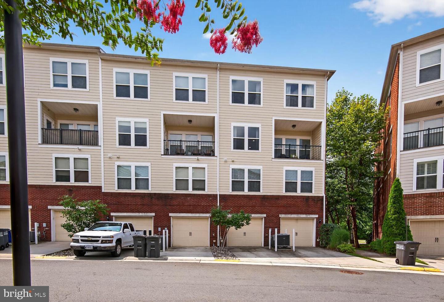 3006 RITTENHOUSE CIR #28, FAIRFAX, Virginia 22031, 3 Bedrooms Bedrooms, ,2 BathroomsBathrooms,Residential,For sale,3006 RITTENHOUSE CIR #28,VAFX2260734 MLS # VAFX2260734