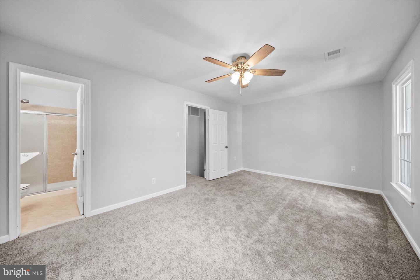 10338 LATNEY RD, FAIRFAX, Virginia 22032, 3 Bedrooms Bedrooms, 7 Rooms Rooms,3 BathroomsBathrooms,Residential,For sale,10338 LATNEY RD,VAFX2260754 MLS # VAFX2260754