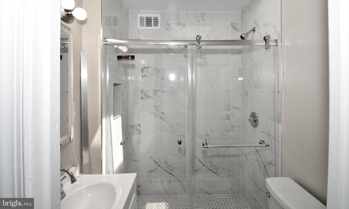1700-ST SE FORT DAVIS ST SE, WASHINGTON, District Of Columbia 20020, 4 Bedrooms Bedrooms, ,2 BathroomsBathrooms,Residential,For sale,1700-ST SE FORT DAVIS ST SE,DCDC2214932 MLS # DCDC2214932