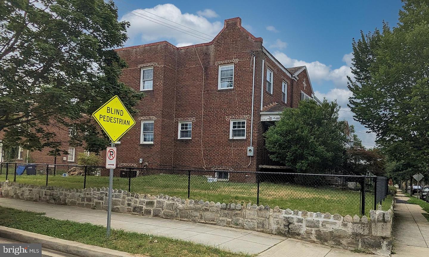 1700-ST SE FORT DAVIS ST SE, WASHINGTON, District Of Columbia 20020, 4 Bedrooms Bedrooms, ,2 BathroomsBathrooms,Residential,For sale,1700-ST SE FORT DAVIS ST SE,DCDC2214932 MLS # DCDC2214932