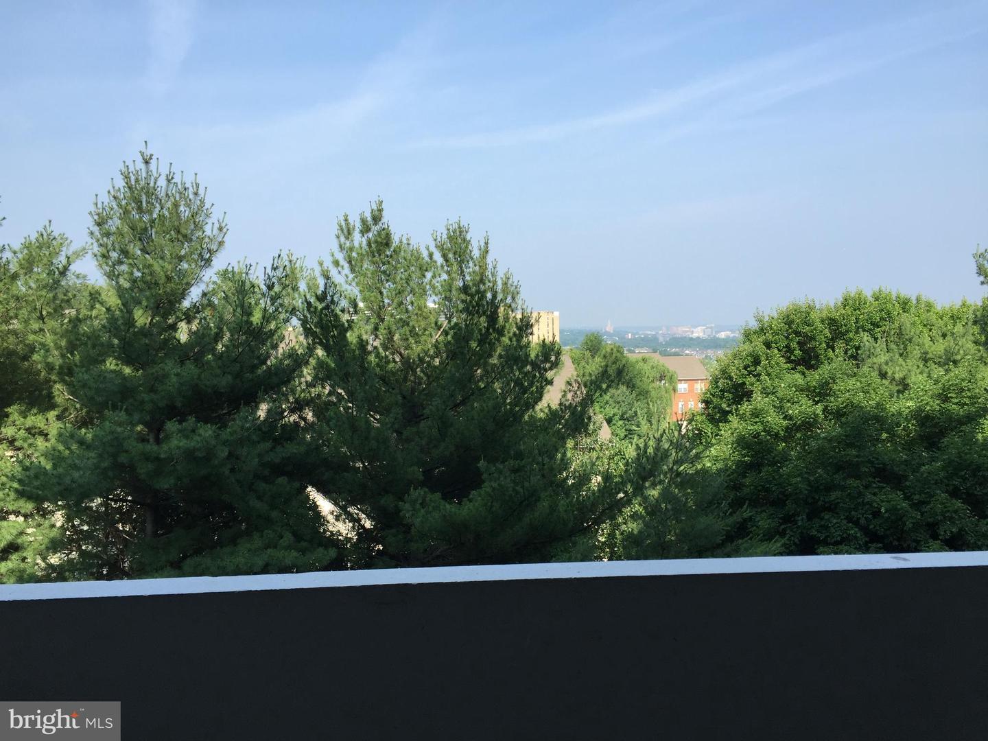 5911 EDSALL RD #801, ALEXANDRIA, Virginia 22304, 2 Bedrooms Bedrooms, ,2 BathroomsBathrooms,Residential,For sale,5911 EDSALL RD #801,VAAX2048538 MLS # VAAX2048538