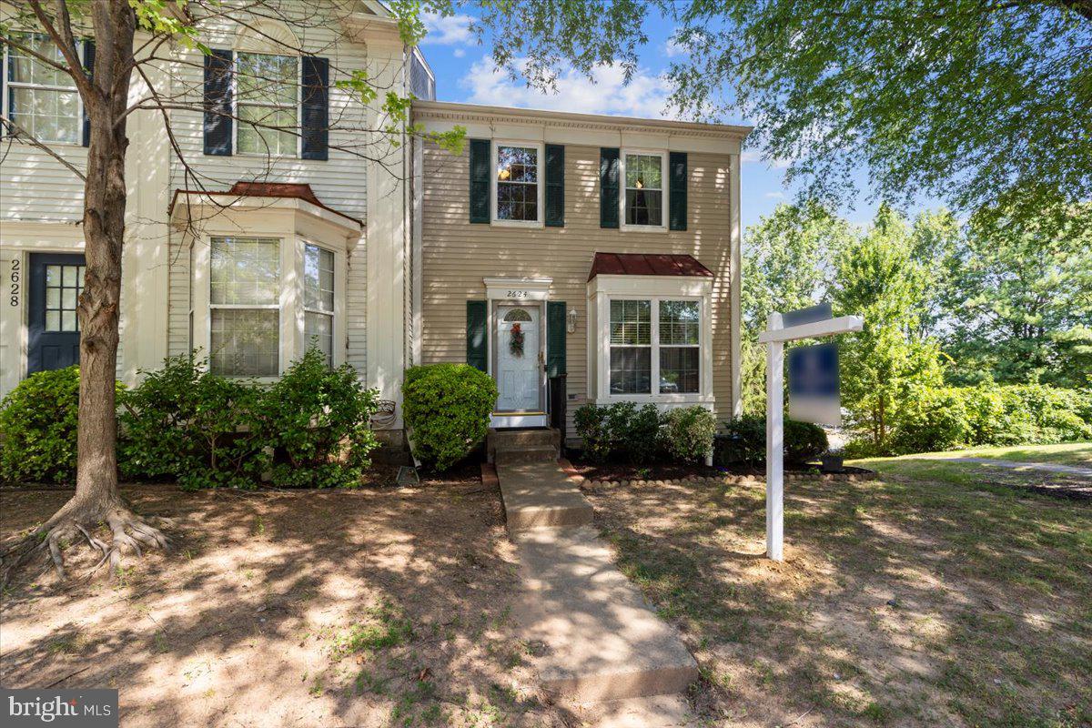 2624 MIRANDA CT, WOODBRIDGE, Virginia 22191, 3 Bedrooms Bedrooms, 2 Rooms Rooms,3 BathroomsBathrooms,Residential,For sale,2624 MIRANDA CT,VAPW2101428 MLS # VAPW2101428
