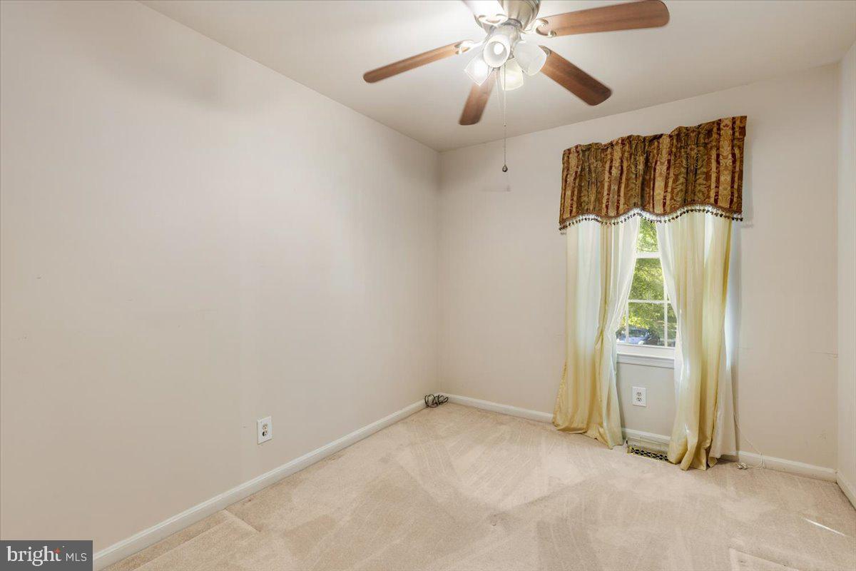 2624 MIRANDA CT, WOODBRIDGE, Virginia 22191, 3 Bedrooms Bedrooms, 2 Rooms Rooms,3 BathroomsBathrooms,Residential,For sale,2624 MIRANDA CT,VAPW2101428 MLS # VAPW2101428