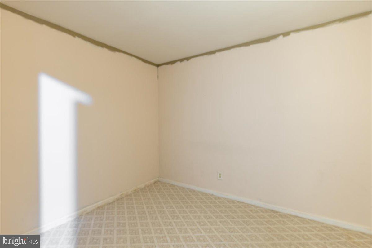 2624 MIRANDA CT, WOODBRIDGE, Virginia 22191, 3 Bedrooms Bedrooms, 2 Rooms Rooms,3 BathroomsBathrooms,Residential,For sale,2624 MIRANDA CT,VAPW2101428 MLS # VAPW2101428