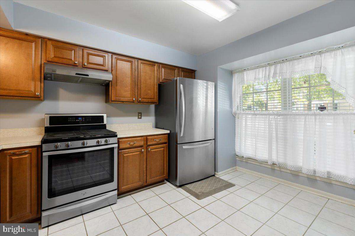 2624 MIRANDA CT, WOODBRIDGE, Virginia 22191, 3 Bedrooms Bedrooms, 2 Rooms Rooms,3 BathroomsBathrooms,Residential,For sale,2624 MIRANDA CT,VAPW2101428 MLS # VAPW2101428