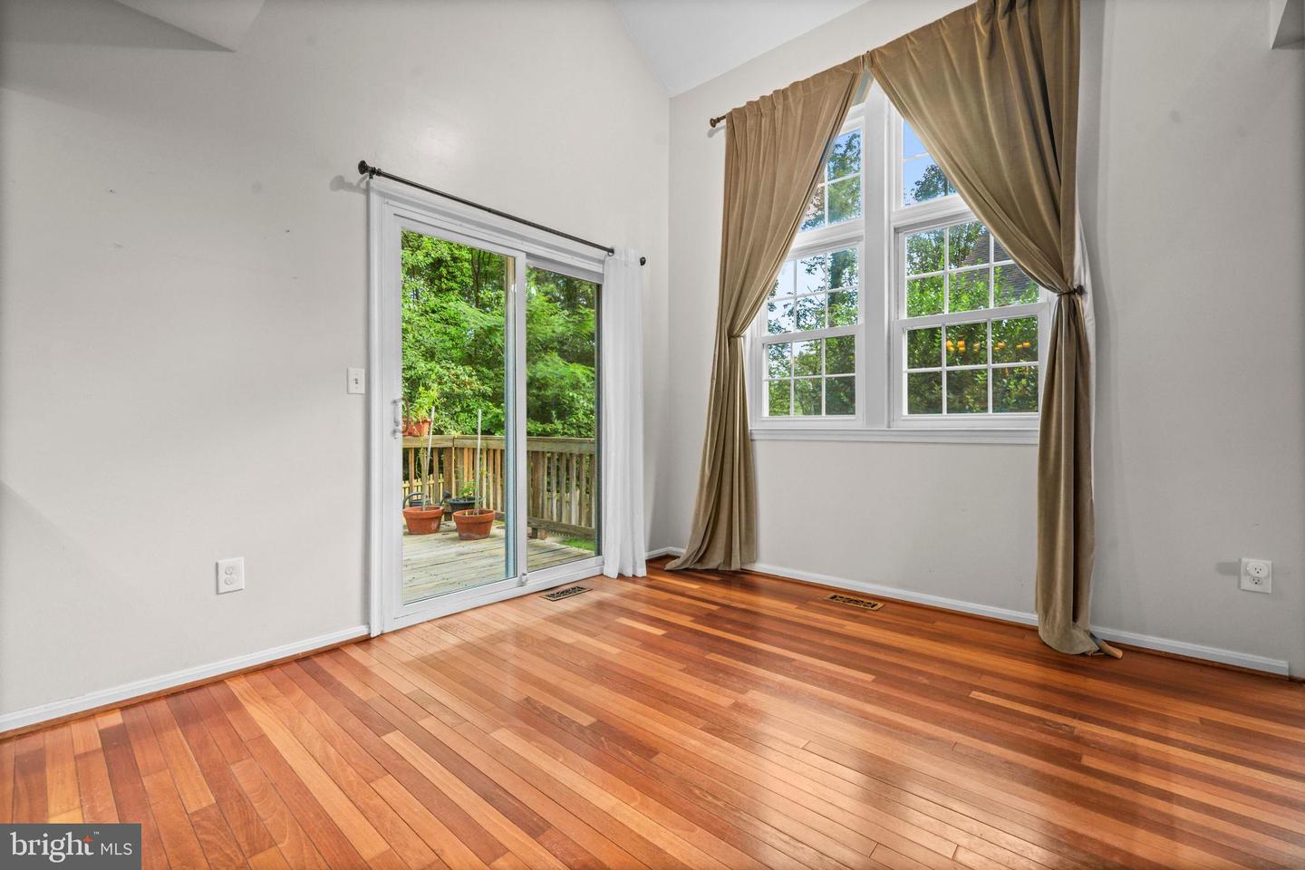 6 FENTON WOOD DR, STERLING, Virginia 20165, 2 Bedrooms Bedrooms, ,2 BathroomsBathrooms,Residential,For sale,6 FENTON WOOD DR,VALO2104526 MLS # VALO2104526