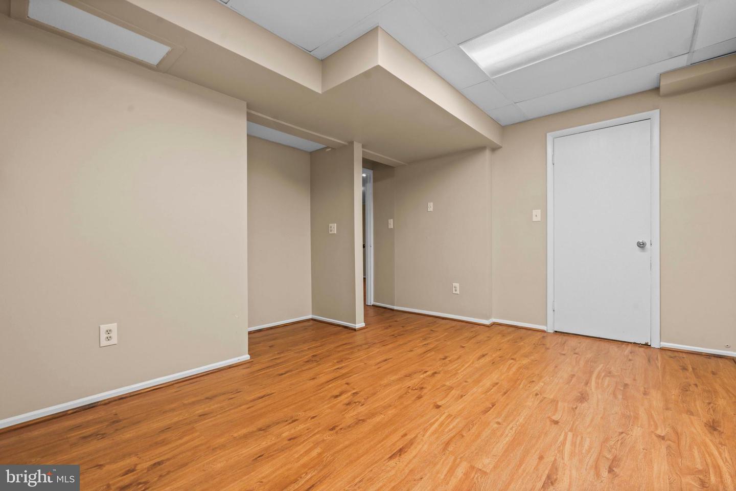 6 FENTON WOOD DR, STERLING, Virginia 20165, 2 Bedrooms Bedrooms, ,2 BathroomsBathrooms,Residential,For sale,6 FENTON WOOD DR,VALO2104526 MLS # VALO2104526