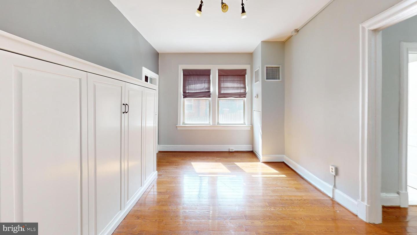 3446 CONNECTICUT AVE NW #203, WASHINGTON, District Of Columbia 20008, ,1 BathroomBathrooms,Residential,For sale,3446 CONNECTICUT AVE NW #203,DCDC2214866 MLS # DCDC2214866