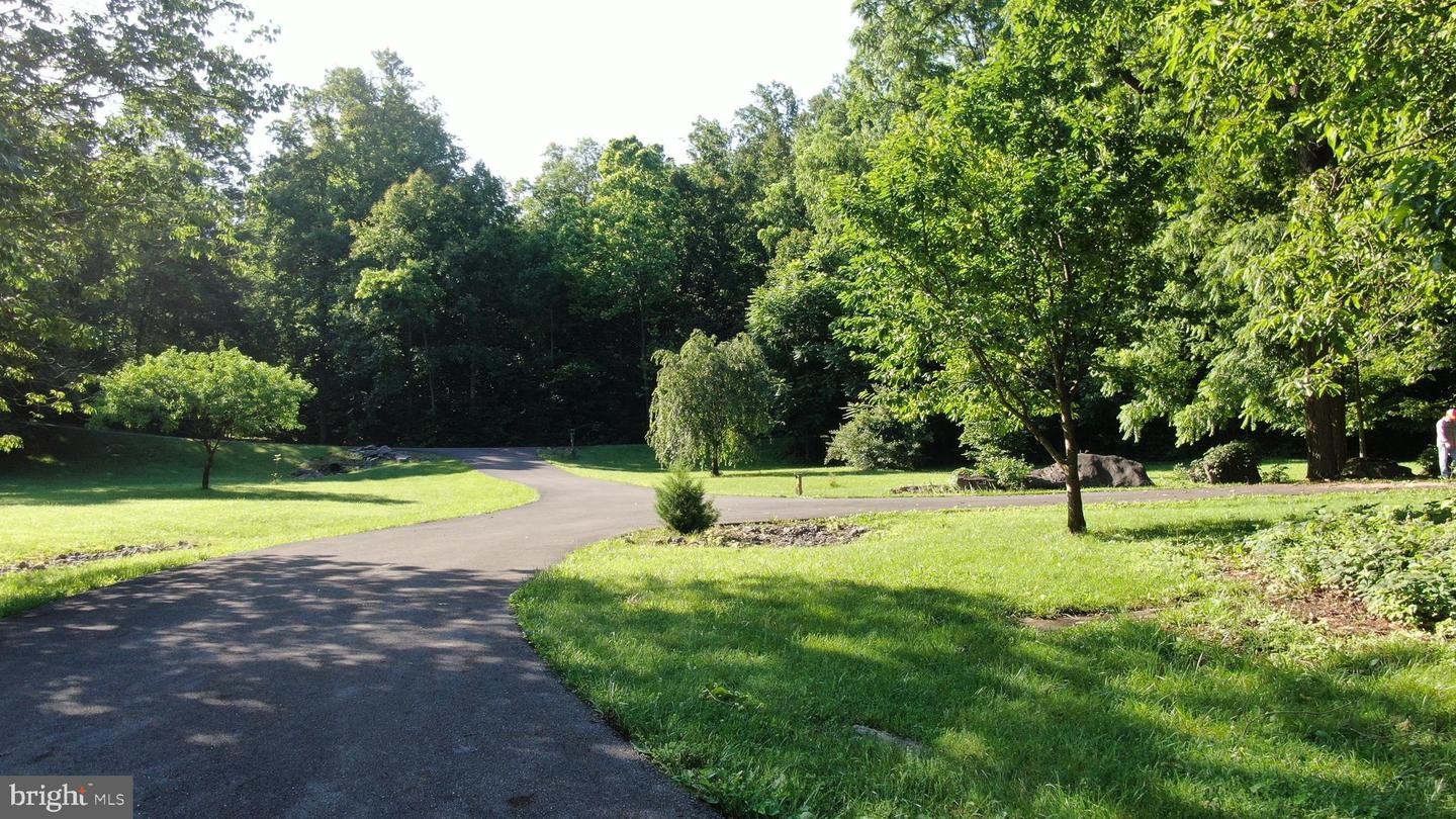 430 SADDLEBACK LN, WINCHESTER, Virginia 22602, 4 Bedrooms Bedrooms, ,3 BathroomsBathrooms,Residential,For sale,430 SADDLEBACK LN,VAFV2036046 MLS # VAFV2036046