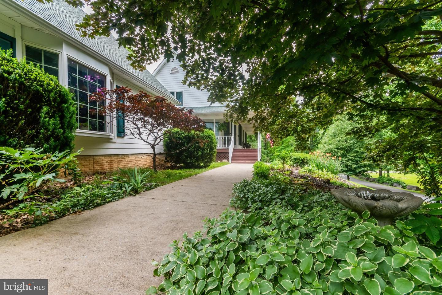 430 SADDLEBACK LN, WINCHESTER, Virginia 22602, 4 Bedrooms Bedrooms, ,3 BathroomsBathrooms,Residential,For sale,430 SADDLEBACK LN,VAFV2036046 MLS # VAFV2036046