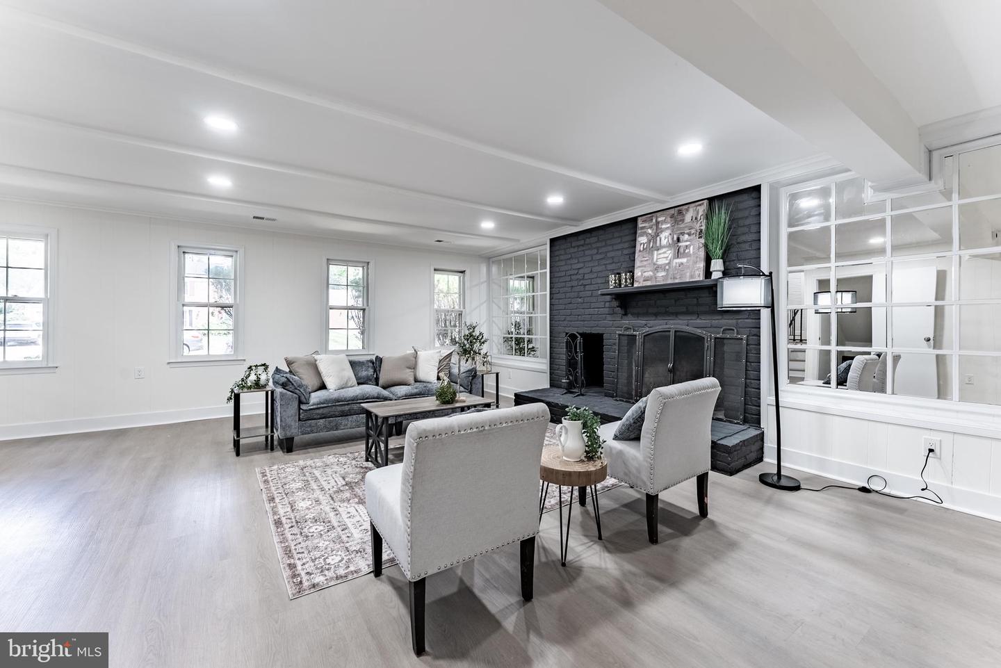 8116 COOPER ST, ALEXANDRIA, Virginia 22309, 5 Bedrooms Bedrooms, ,3 BathroomsBathrooms,Residential,For sale,8116 COOPER ST,VAFX2261074 MLS # VAFX2261074