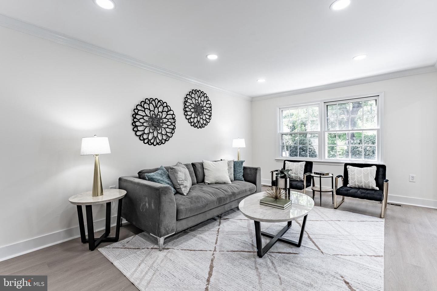 8116 COOPER ST, ALEXANDRIA, Virginia 22309, 5 Bedrooms Bedrooms, ,3 BathroomsBathrooms,Residential,For sale,8116 COOPER ST,VAFX2261074 MLS # VAFX2261074