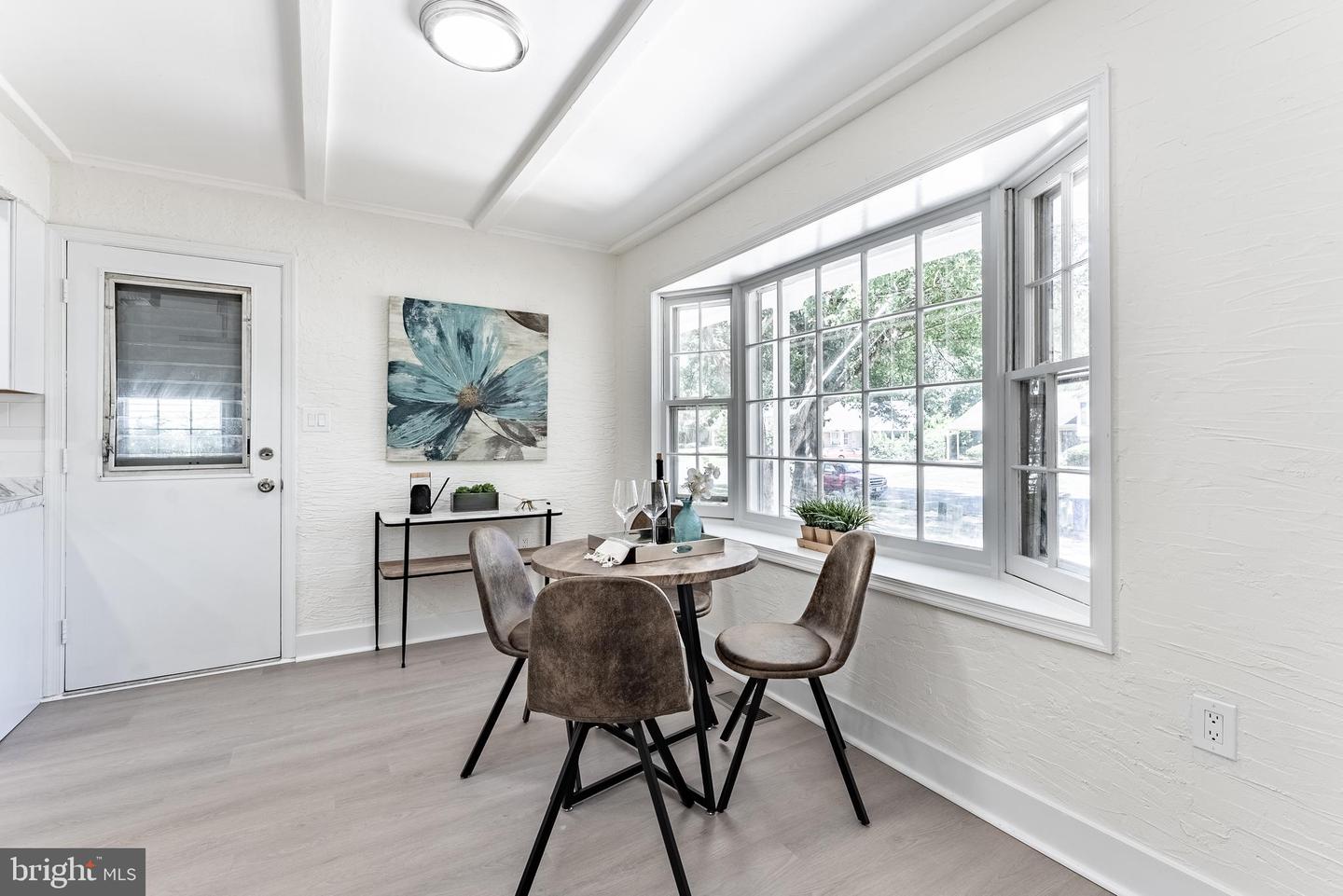 8116 COOPER ST, ALEXANDRIA, Virginia 22309, 5 Bedrooms Bedrooms, ,3 BathroomsBathrooms,Residential,For sale,8116 COOPER ST,VAFX2261074 MLS # VAFX2261074