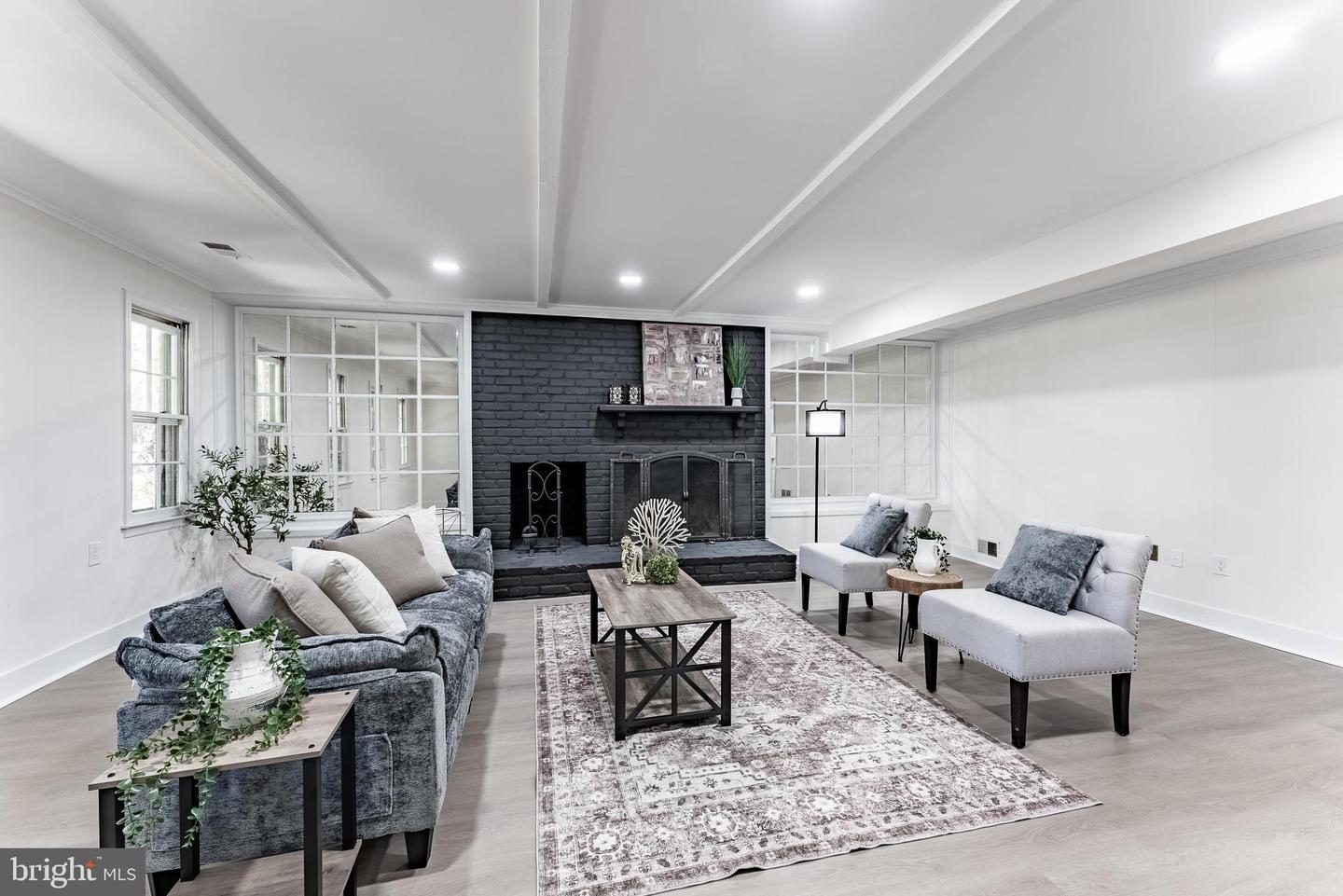 8116 COOPER ST, ALEXANDRIA, Virginia 22309, 5 Bedrooms Bedrooms, ,3 BathroomsBathrooms,Residential,For sale,8116 COOPER ST,VAFX2261074 MLS # VAFX2261074