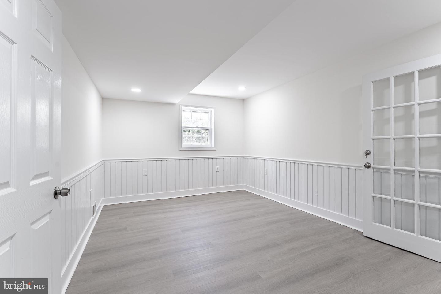 8116 COOPER ST, ALEXANDRIA, Virginia 22309, 5 Bedrooms Bedrooms, ,3 BathroomsBathrooms,Residential,For sale,8116 COOPER ST,VAFX2261074 MLS # VAFX2261074