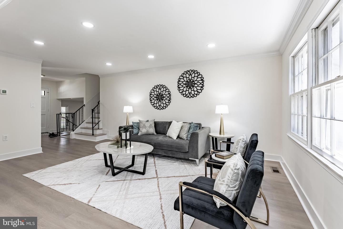 8116 COOPER ST, ALEXANDRIA, Virginia 22309, 5 Bedrooms Bedrooms, ,3 BathroomsBathrooms,Residential,For sale,8116 COOPER ST,VAFX2261074 MLS # VAFX2261074