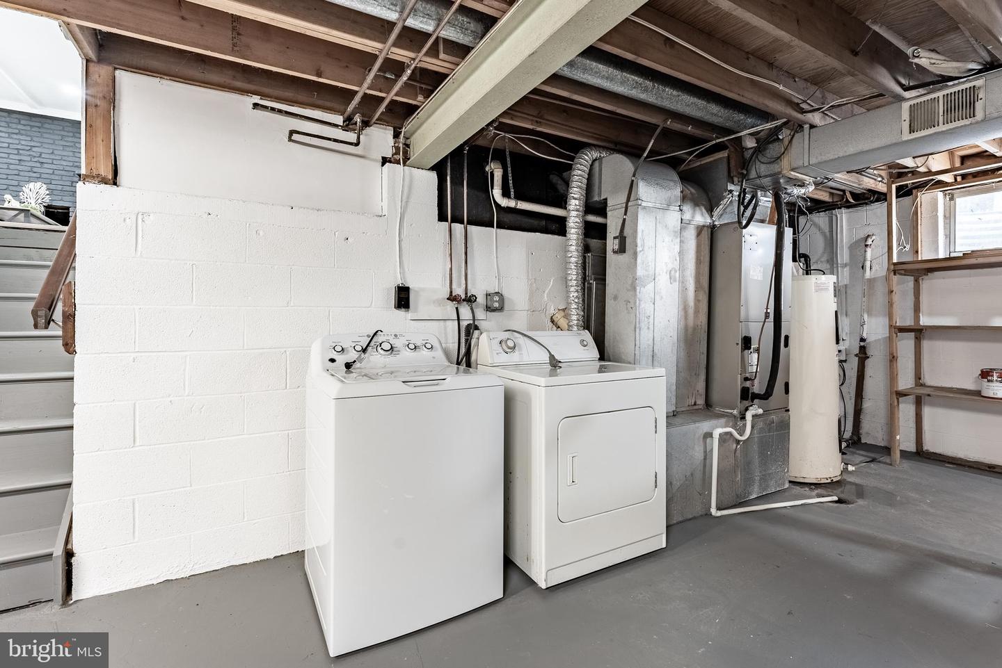 8116 COOPER ST, ALEXANDRIA, Virginia 22309, 5 Bedrooms Bedrooms, ,3 BathroomsBathrooms,Residential,For sale,8116 COOPER ST,VAFX2261074 MLS # VAFX2261074