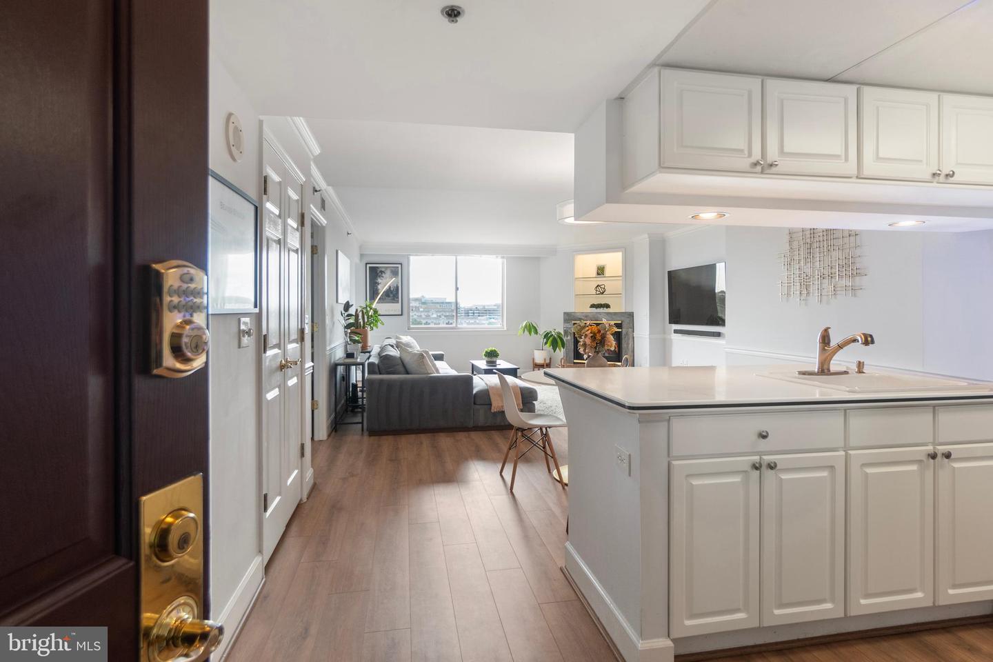 1276 N WAYNE ST #1024, ARLINGTON, Virginia 22201, 1 Bedroom Bedrooms, ,1 BathroomBathrooms,Residential,For sale,1276 N WAYNE ST #1024,VAAR2062244 MLS # VAAR2062244