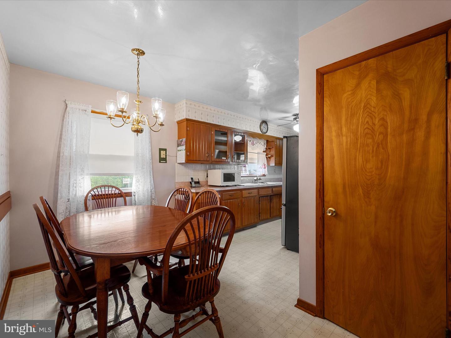 428 IMPERIAL ST, WINCHESTER, Virginia 22601, 3 Bedrooms Bedrooms, ,1 BathroomBathrooms,Residential,For sale,428 IMPERIAL ST,VAWI2008880 MLS # VAWI2008880
