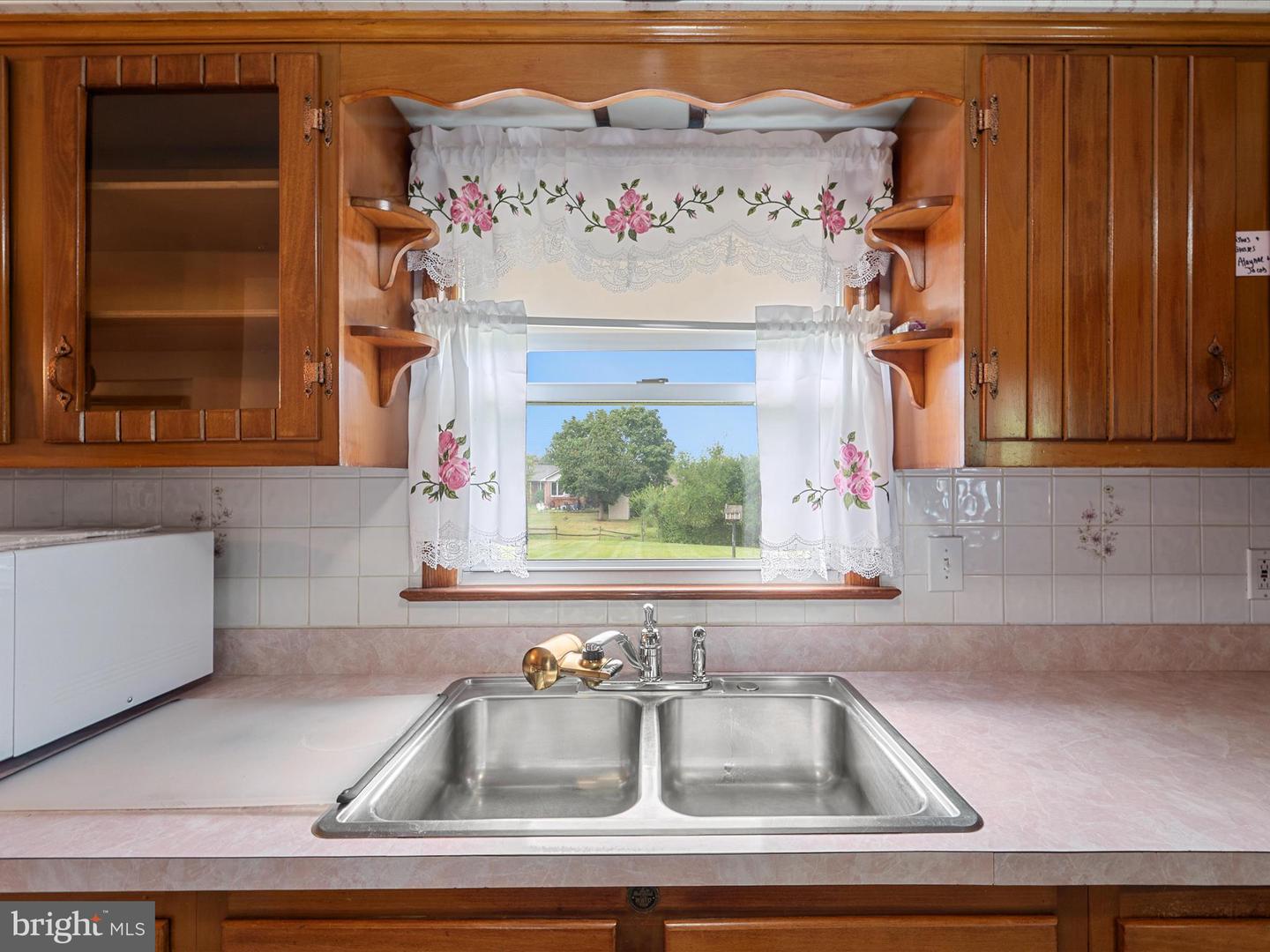 428 IMPERIAL ST, WINCHESTER, Virginia 22601, 3 Bedrooms Bedrooms, ,1 BathroomBathrooms,Residential,For sale,428 IMPERIAL ST,VAWI2008880 MLS # VAWI2008880