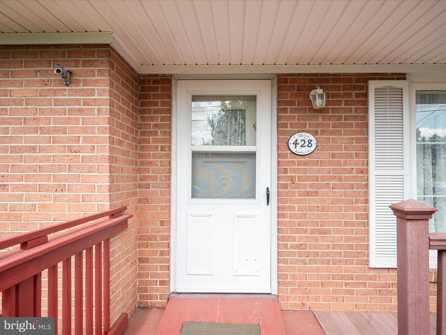 428 IMPERIAL ST, WINCHESTER, Virginia 22601, 3 Bedrooms Bedrooms, ,1 BathroomBathrooms,Residential,For sale,428 IMPERIAL ST,VAWI2008880 MLS # VAWI2008880